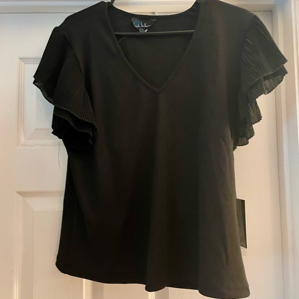 Nicole Miller Black Ruffled Short Sleeve Blouse